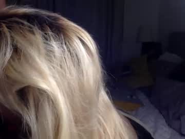 couple Sexy Nude Webcam Girls with barbie_marilyn