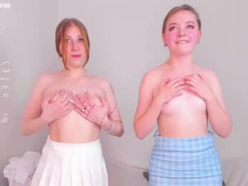 couple Sexy Nude Webcam Girls with alexismontgomery