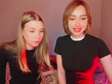 couple Sexy Nude Webcam Girls with cherrycherryladies