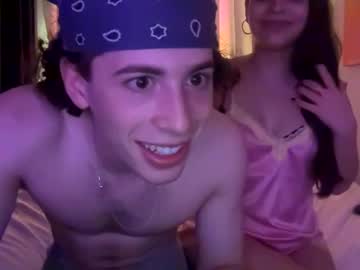 couple Sexy Nude Webcam Girls with yaraandleo