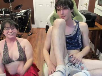 couple Sexy Nude Webcam Girls with wolfiekitty